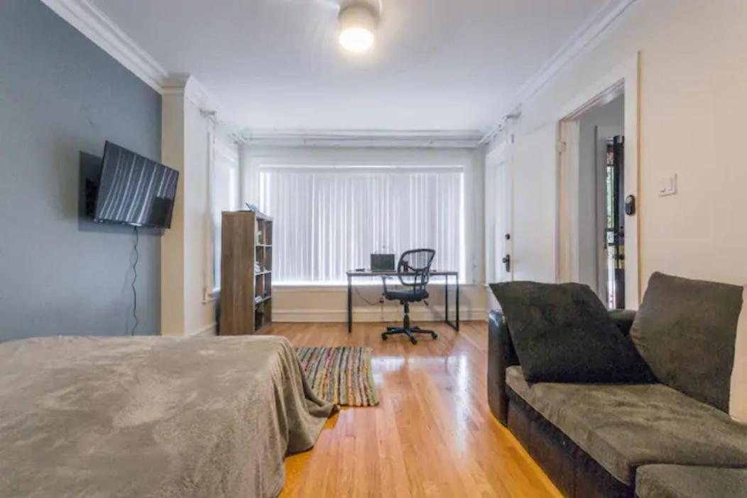 ホテルCornell House シカゴ エクステリア 写真