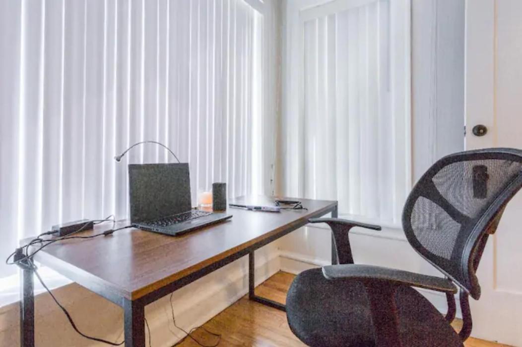 ホテルCornell House シカゴ エクステリア 写真